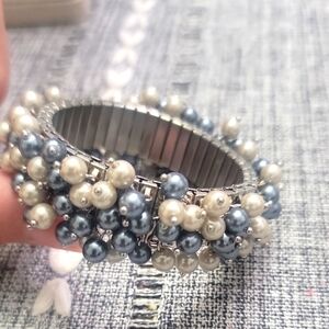 Elegant Faux Pearl Beaded Bracelet